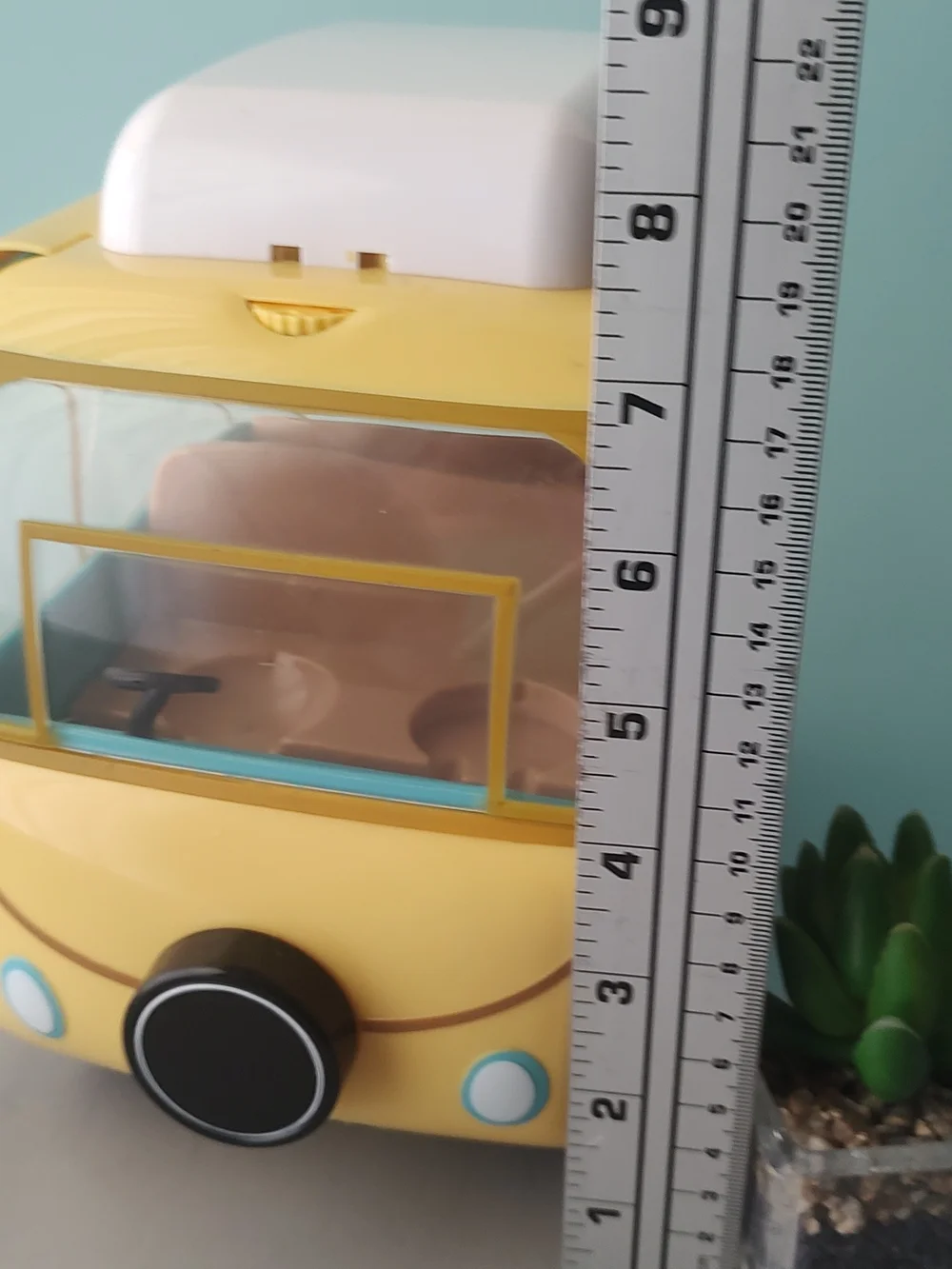 Peppa Pig Family Camper Van Collection Exelente Condition Yellow